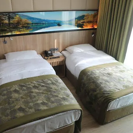 Radar Hotell 3*